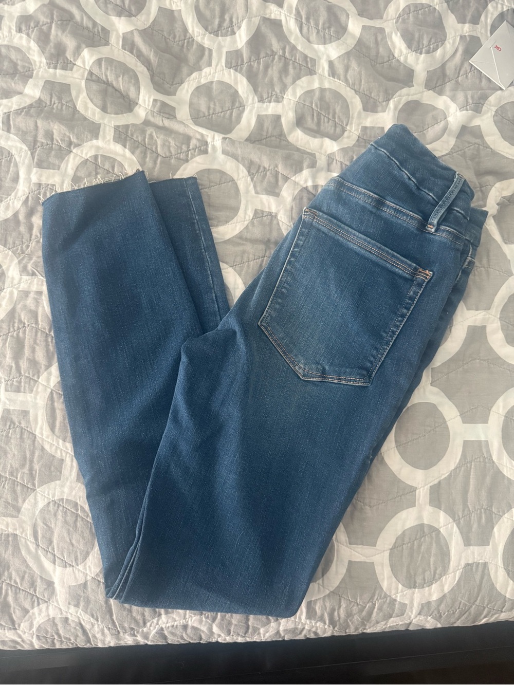 Good American Blue Jeans Straight. Size 0/25 Soft Stretch